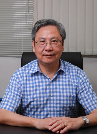 江正雄