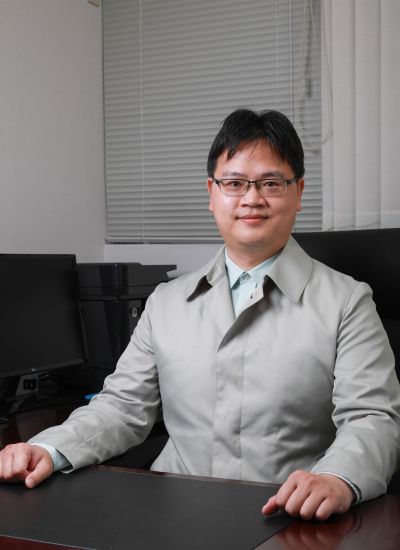 李世安